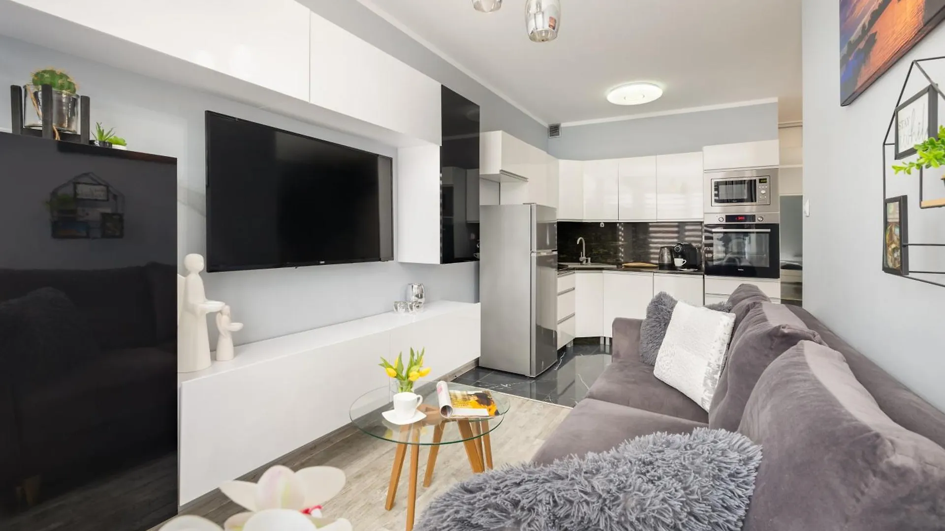 Modern Apartment Kapitanski Mostek By Noclegi Renters Kolobrzeg Poland
